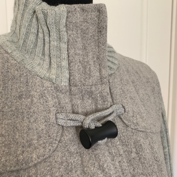 GORGEOUS GRAY JACKET from the GAP - Picture 2 of 15